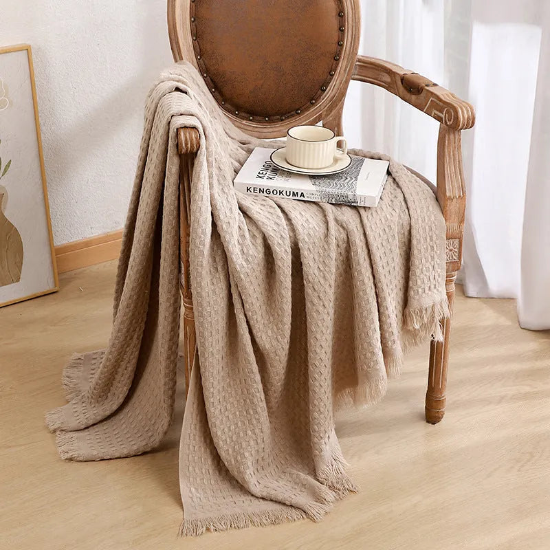 Solid colour waffle knit sofa blanket in acrylic with chenille texture, beige finish, 130x160cm with tassels
