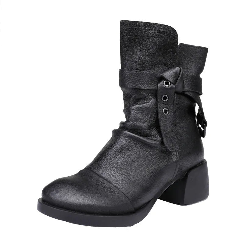 Women's black retro ankle boots with chunky heel and round toe in genuine leather