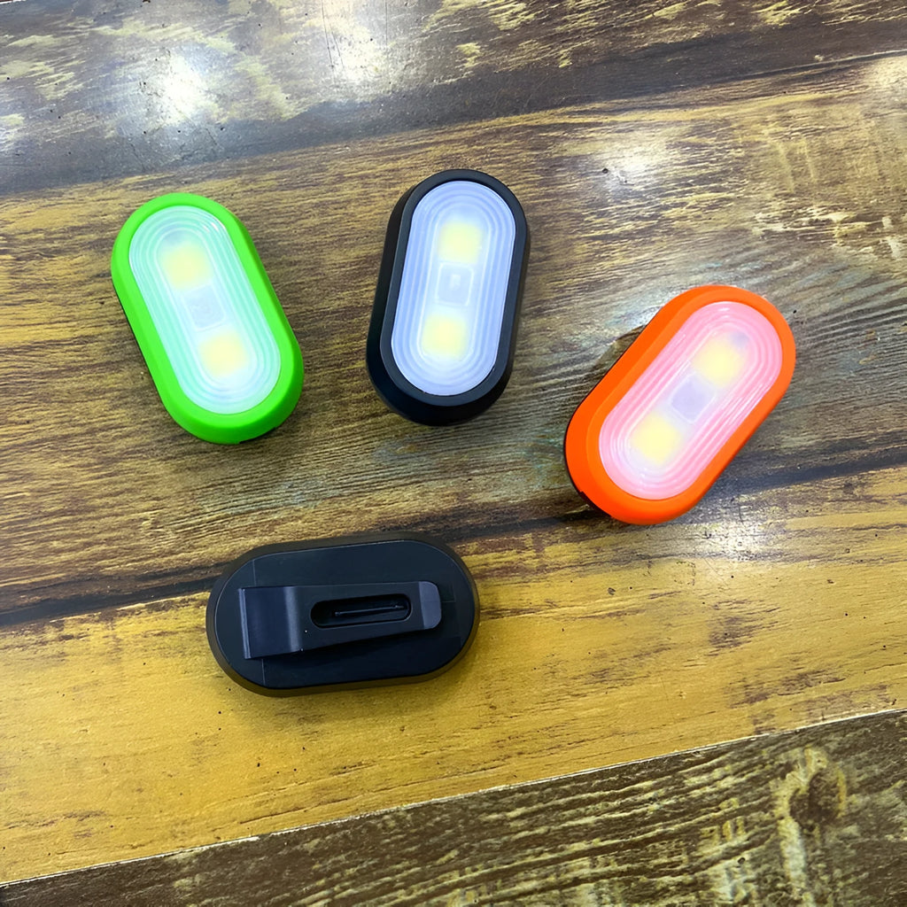 Small keychain work light in green with ABS casing and 3W LED
