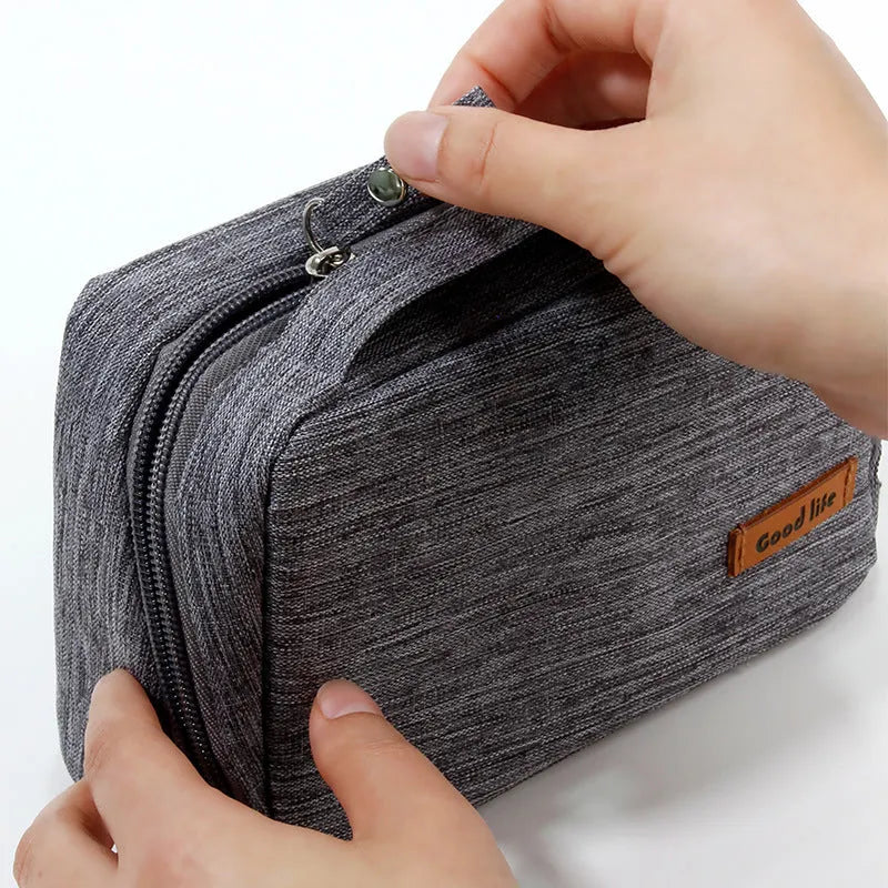 Women's portable waterproof makeup and skincare storage bag in polyester, available in five colours