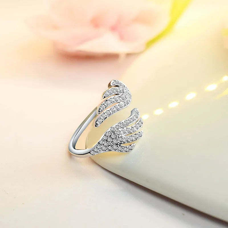 Silver electroplated winged ring for women in Japanese and Korean style, single ring