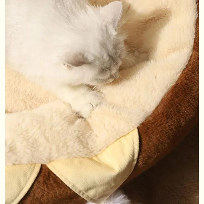 Round pet bed cushion with soft polyester cover and PP cotton filling for cats and small dogs