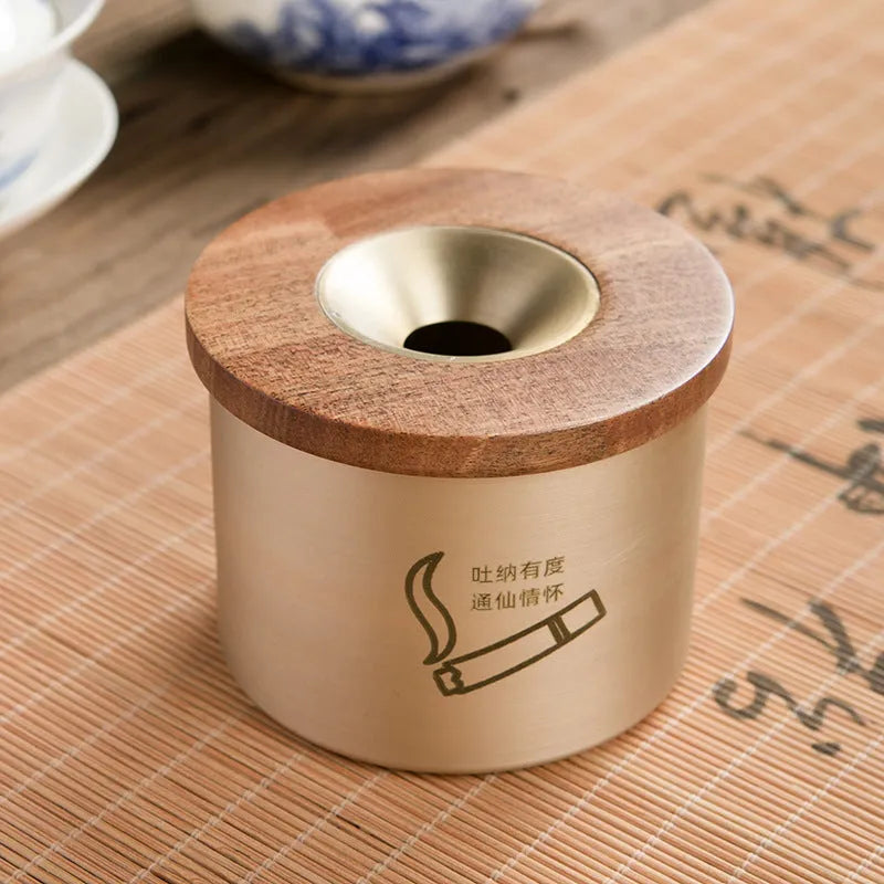 Retro copper ashtray with wooden lid in black or red finish for living room use