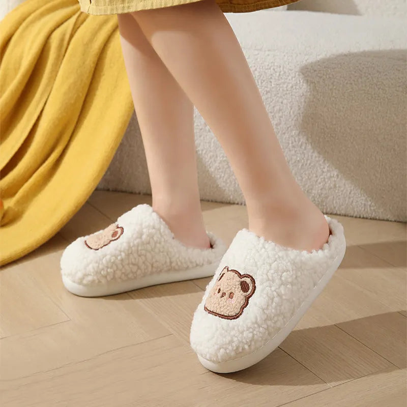 Cartoon bear plush slippers with TPR non-slip sole in white or coffee, unisex sleeve style, sizes 36-45