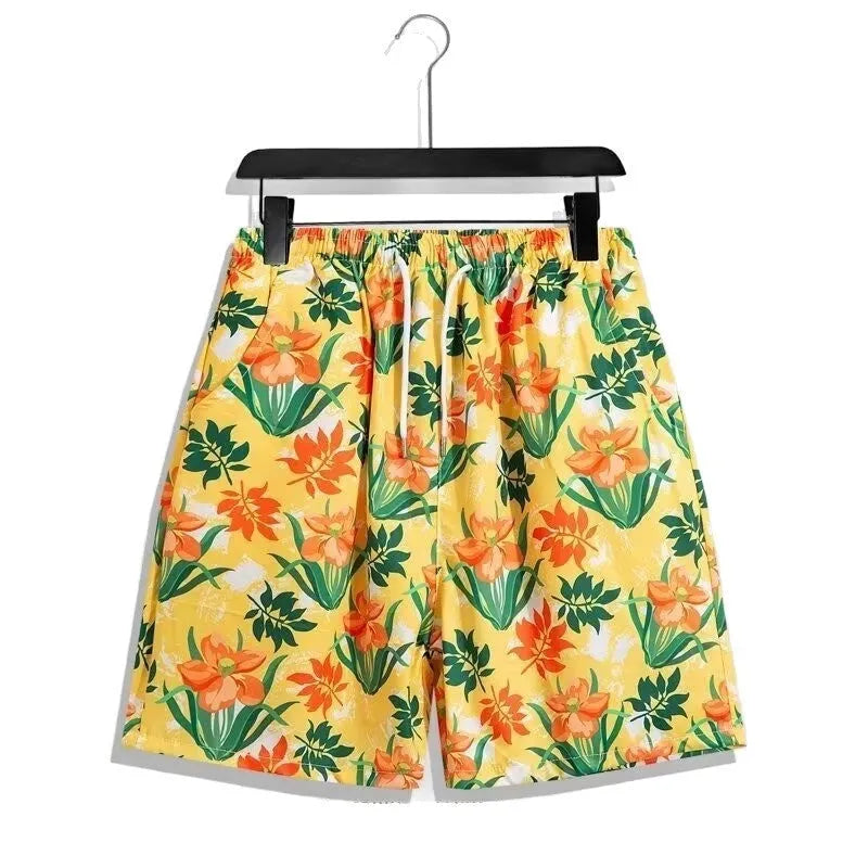 Men's casual geometric printed quick-drying polyester shorts in loose fit, mid waist, drawstring closure