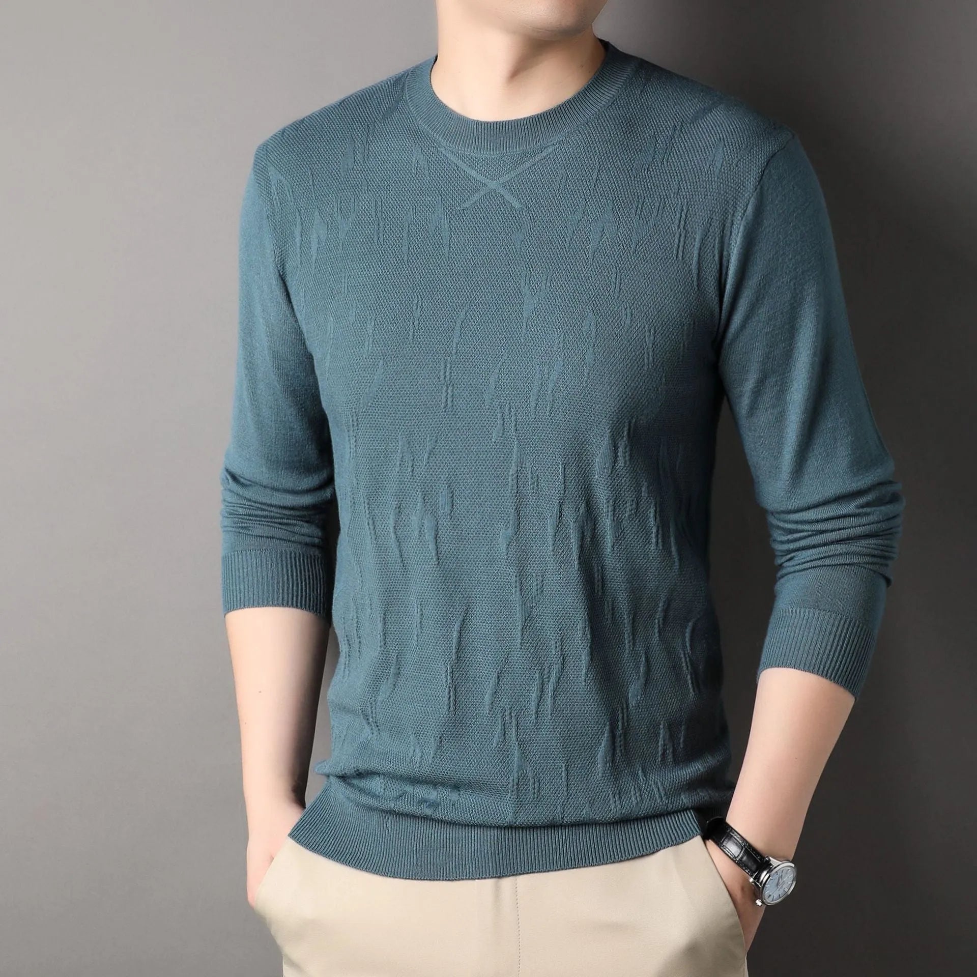 Men's loose fit solid colour polyester sweater in black, long sleeves, spring autumn casual wear