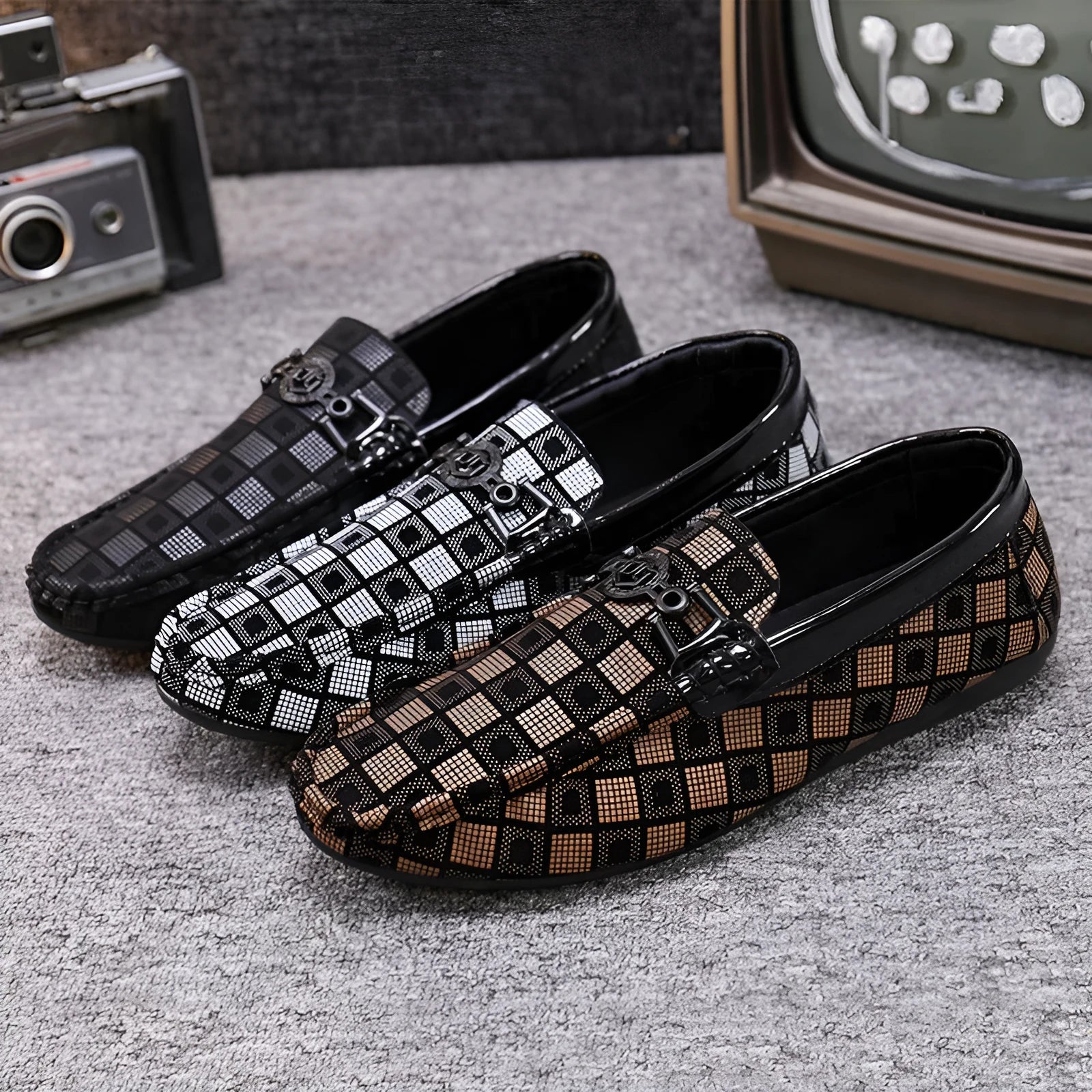 Lazy man plaid shoes in Black, Khaki, and White with shallow opening and flat heel