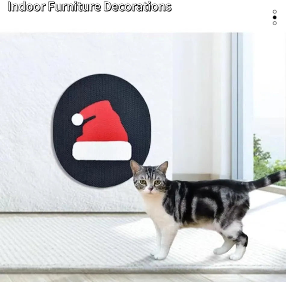 Wall-mounted vertical cat scratcher with corrugated cardboard surface measuring 35x44 cm