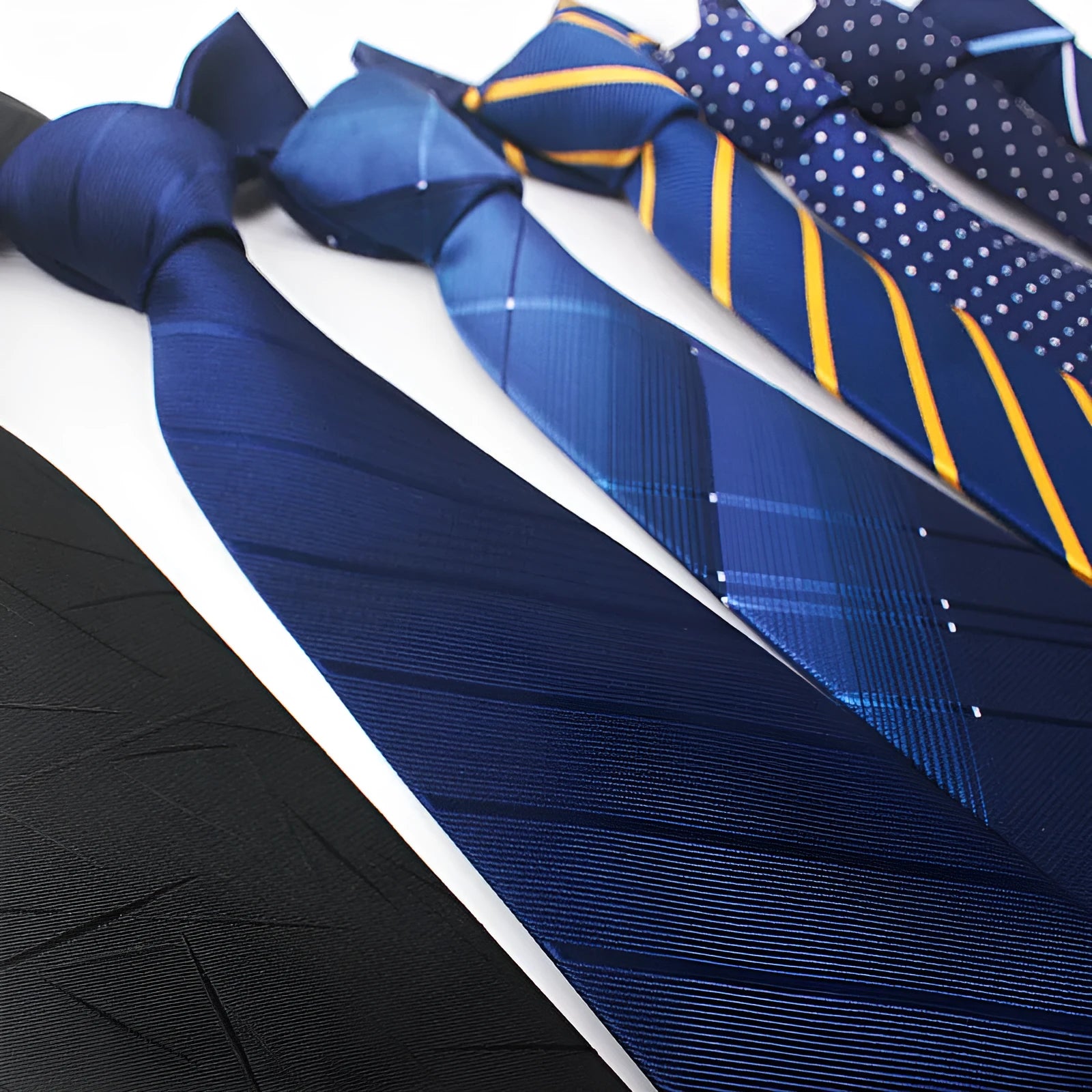 Men's striped polyester jacquard business tie in red, showing classic 8cm arrow shape.