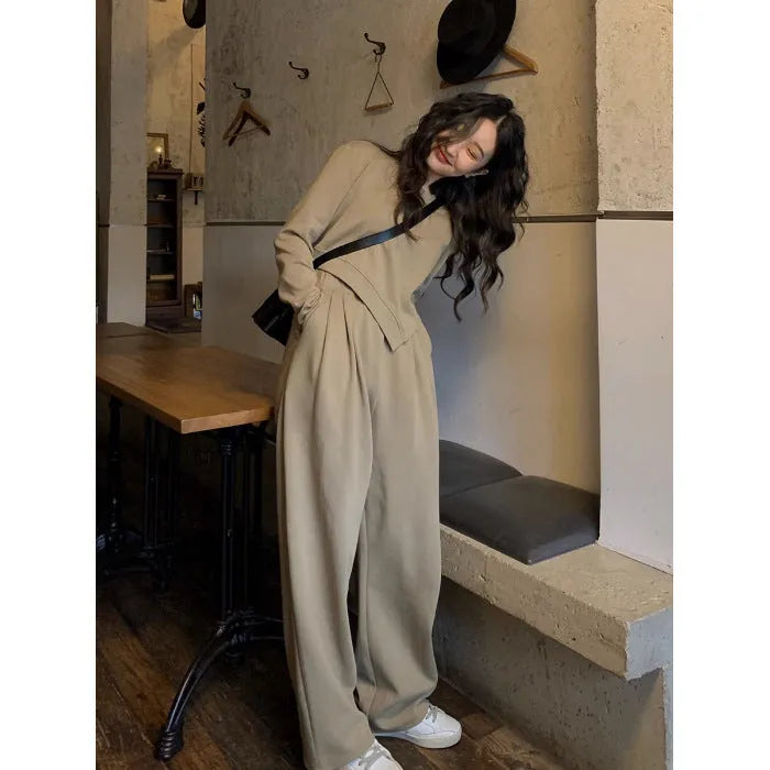 Women's khaki casual sports suit set with long sleeve top and trousers in a Japanese Korean style.