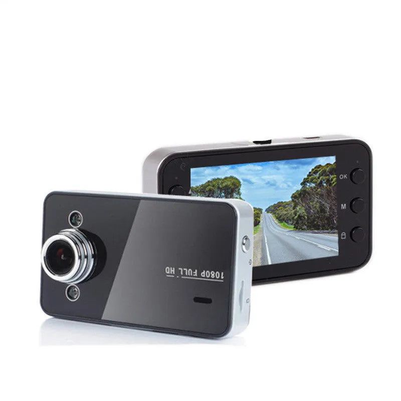 K6000 black driving recorder, 90x54x16mm, with 140° front lens and 720P recording, shown with mounting bracket.
