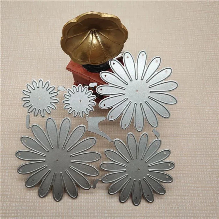 Silver high carbon steel cutting knife mold with flower etching pattern for cake decorating