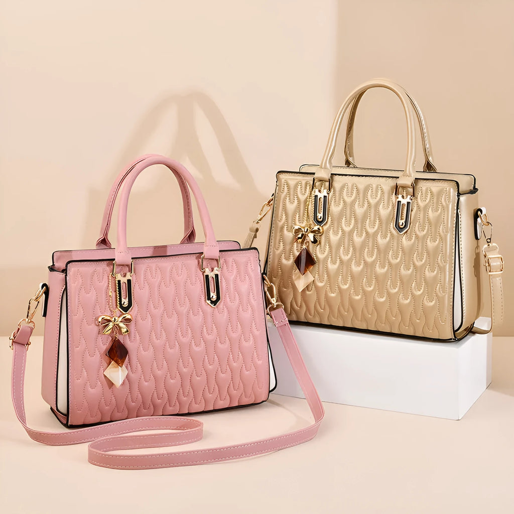 Women's large-capacity polyester shoulder messenger bag with street trend style