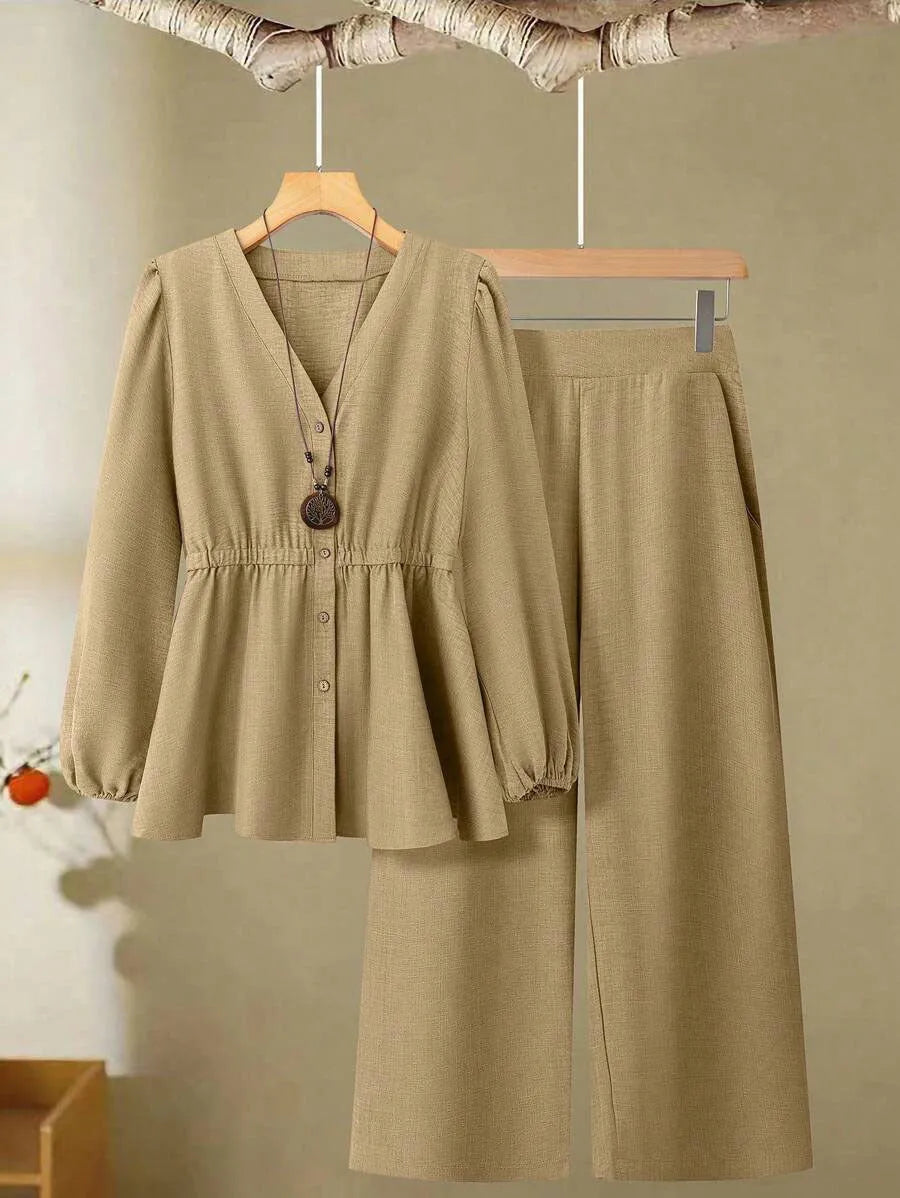 Women's long-sleeved two-piece suit in khaki with button front, woven polyester fabric