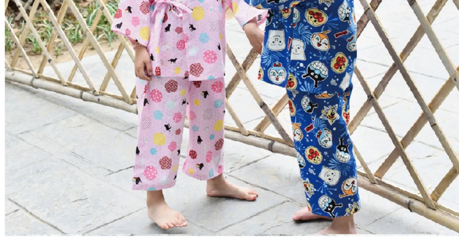 Girls' cartoon printed cotton pajamas suit in pink floral ball cat design with long sleeves, available in sizes 90-140cm