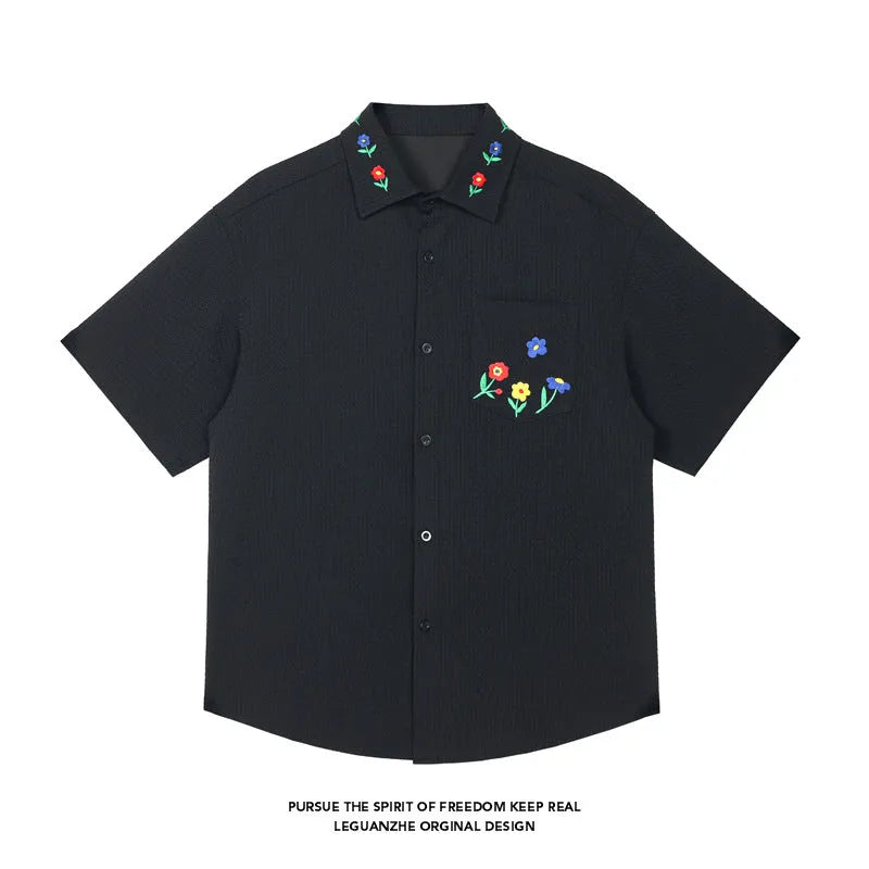 Embroidered short sleeve shirt in black with loose fit, polyester fabric, size M to 5XL