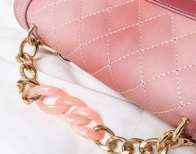 Small rhombic retro handbag with gradient chain shoulder strap in PU, available in five colours