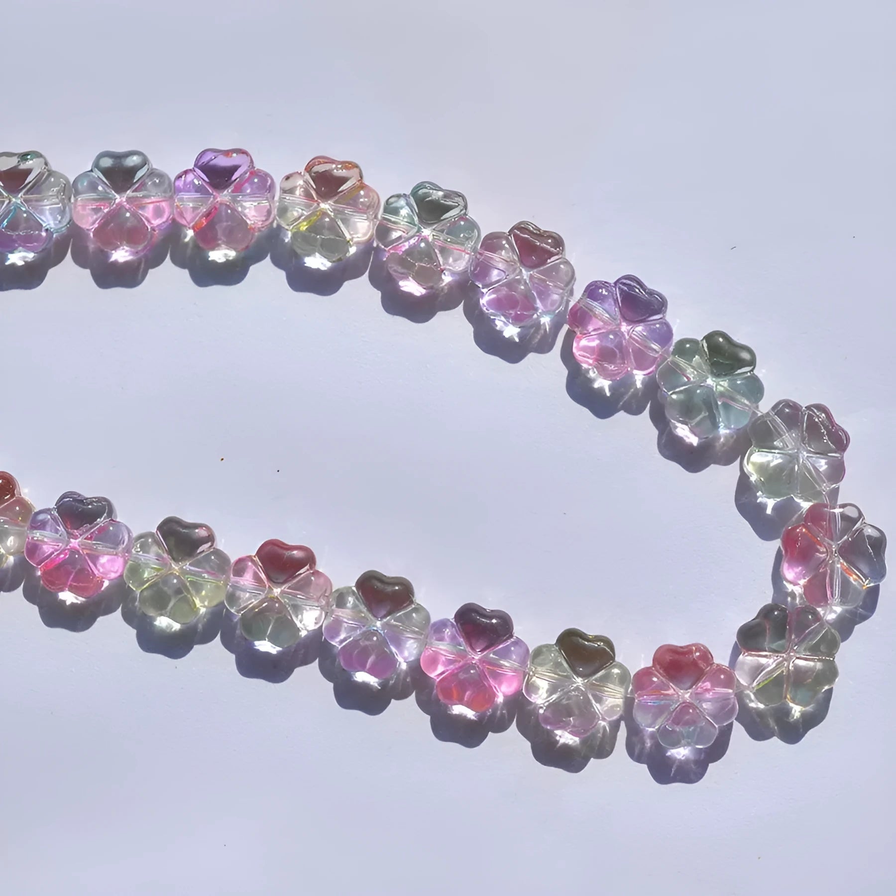 20 gradient colour 10mm crystal glass beads with four-leaf clover water droplet pattern and iridescent electroplated finish