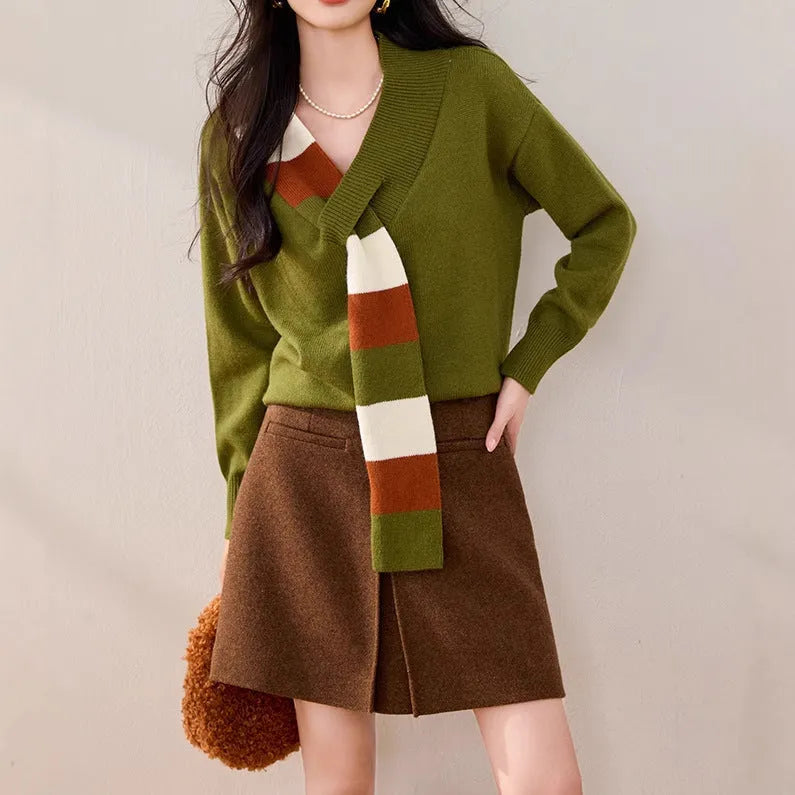 Women's striped V-neck sweater fake two piece long sleeve knit pullover loose fit green colour adult female
