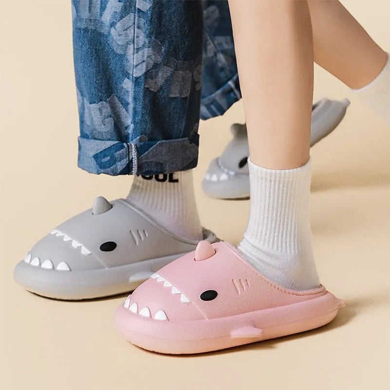 Cartoon shark EVA slippers in grey couple colour, closed-toe baotou style with thickened plush lining and non-slip sole