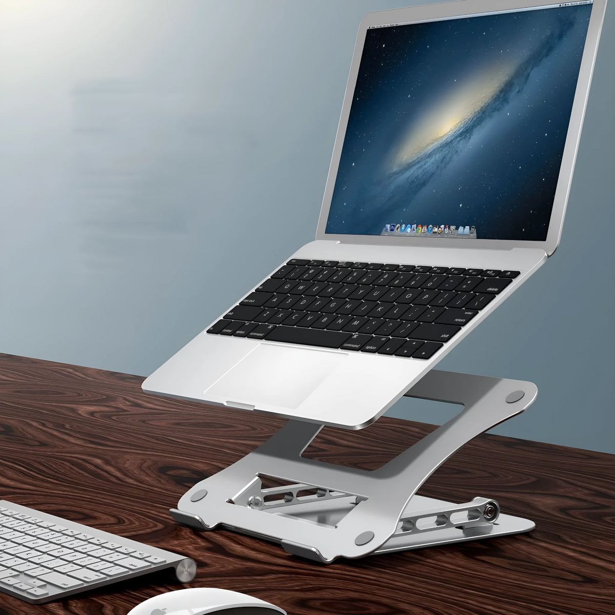 Silver aluminium alloy folding laptop stand for notebooks and ultrabooks with air cooling, 260 x 223 x 30 mm