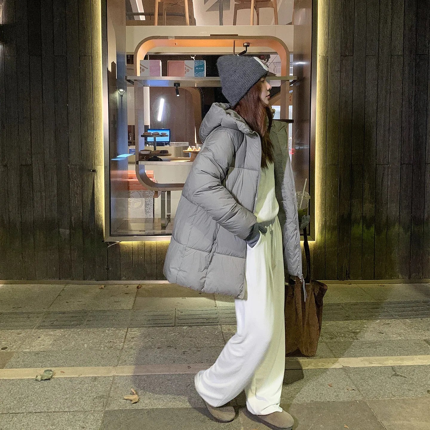 Women's mid-length down cotton winter coat in solid colour with pockets, loose fit, five colour options