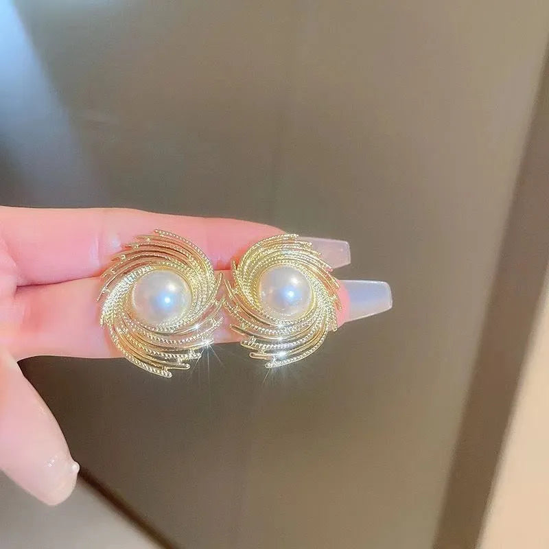 Women's vintage flower earrings with exaggerated pearl irregular design on alloy