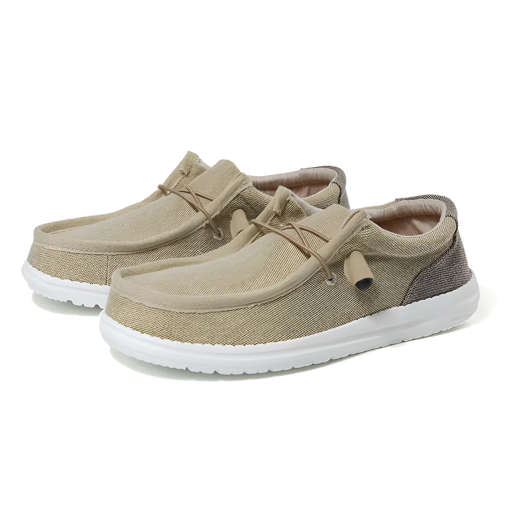 Men's casual canvas shoes with round toe and rubber sole in green colour with mosaic detailing