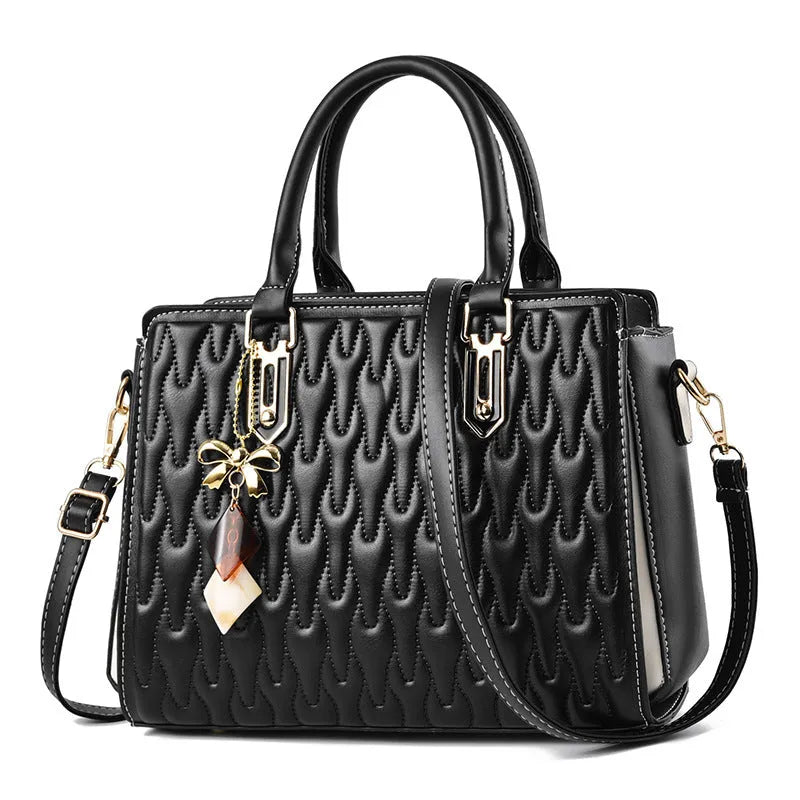 Women's large-capacity polyester shoulder messenger bag with street trend style
