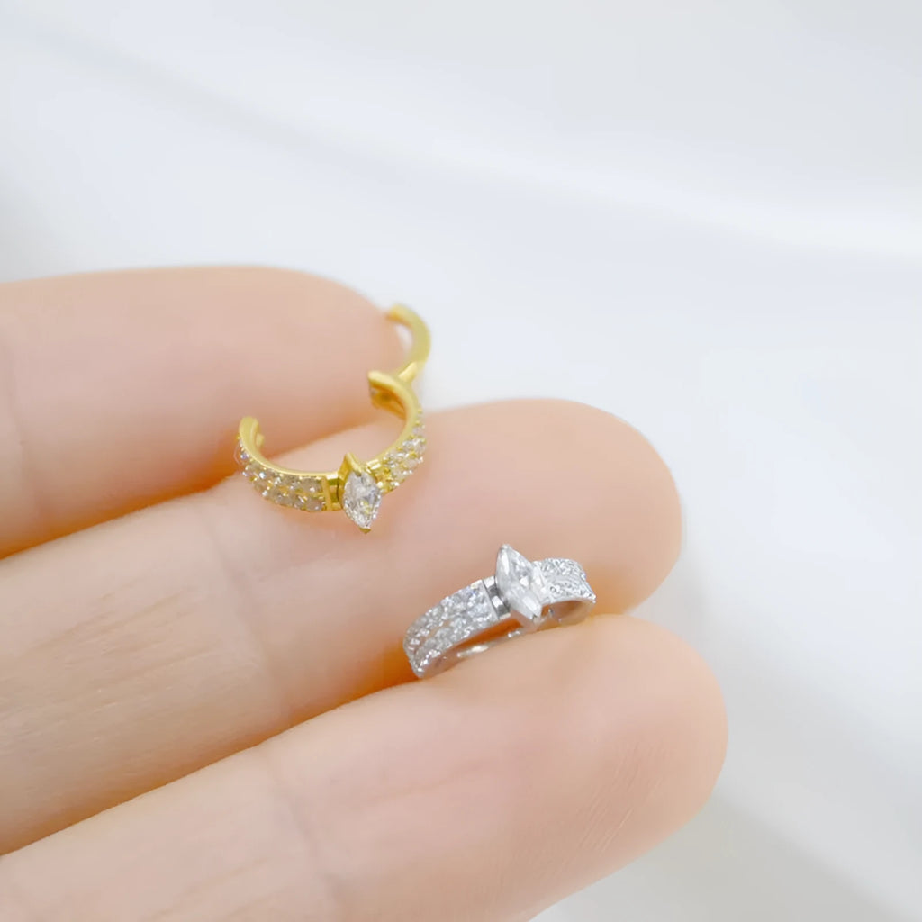 Titanium steel heart-shaped zircon earrings in gold or silver colour with 1.2x8mm measurements