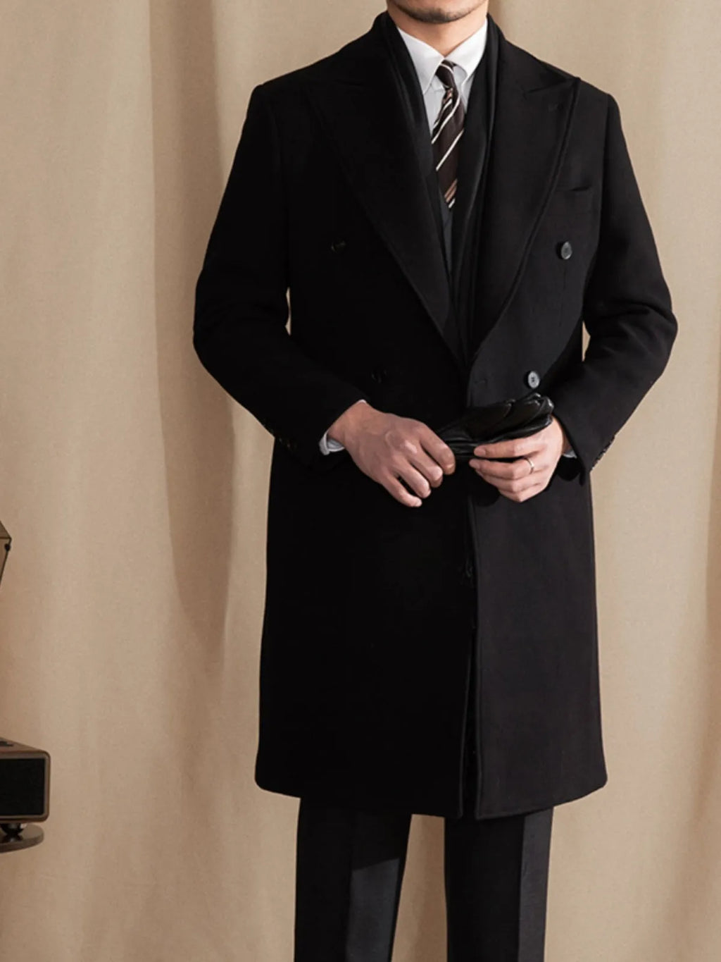 Men's mid-length double-breasted thermal jacket in black with suit collar and sanding finish