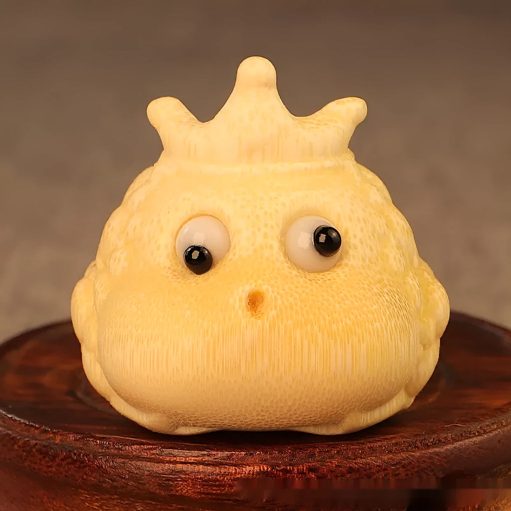 Solid bamboo hand-carved Crown Princess Toad ornament measuring 5.0 cm.