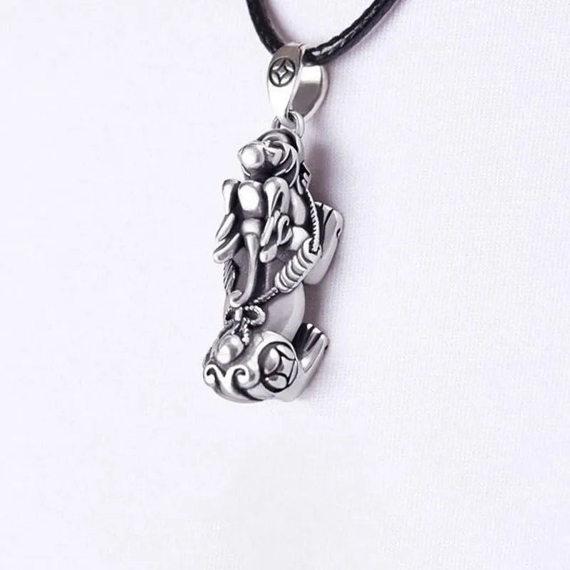 Retro-style Pixiu pendant necklace with artificial crystal, copper electroplating, pearl chain, and leather rope option