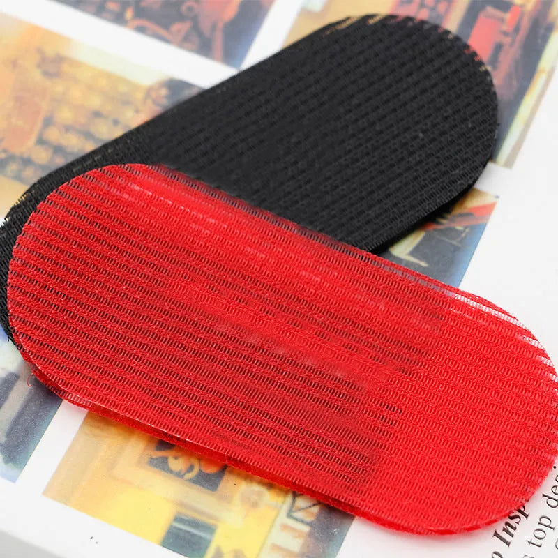 Pair of red fibre hair cutting clips each 11 x 5cm for sectioning retro oil head styles