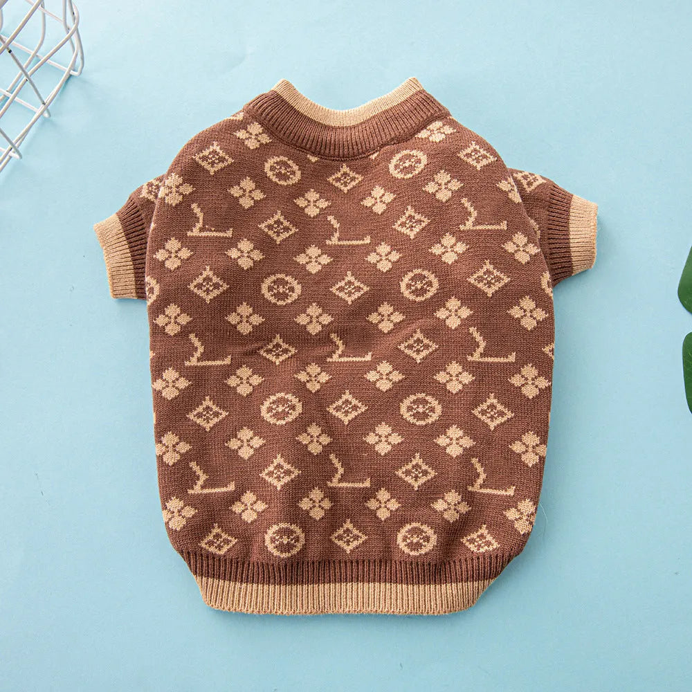 Thick wool dog sweater for winter in monochrome and two-tone colours, sizes XS to XXL.