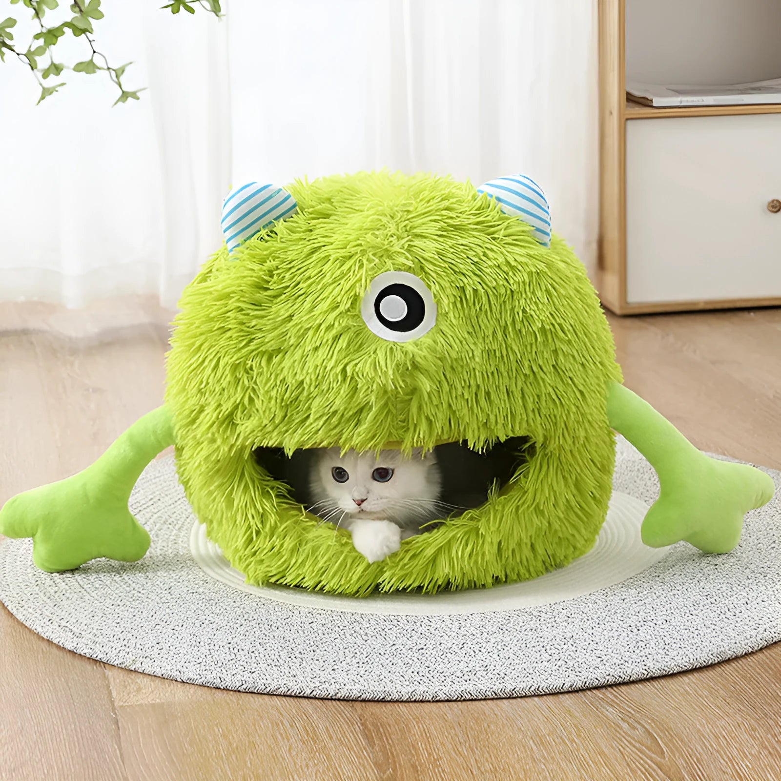 Fluffy round cat bed with soft plush material and non-slip base in three size options