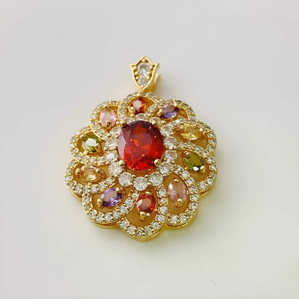 Women's floral zircon pendant necklace in gold, champagne gold, or platinum colour with optional chain