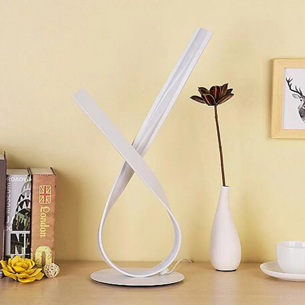 Creative remote control lamp with 12W LED, aluminium iron and silica gel build, 45cm height, remote and three colour options