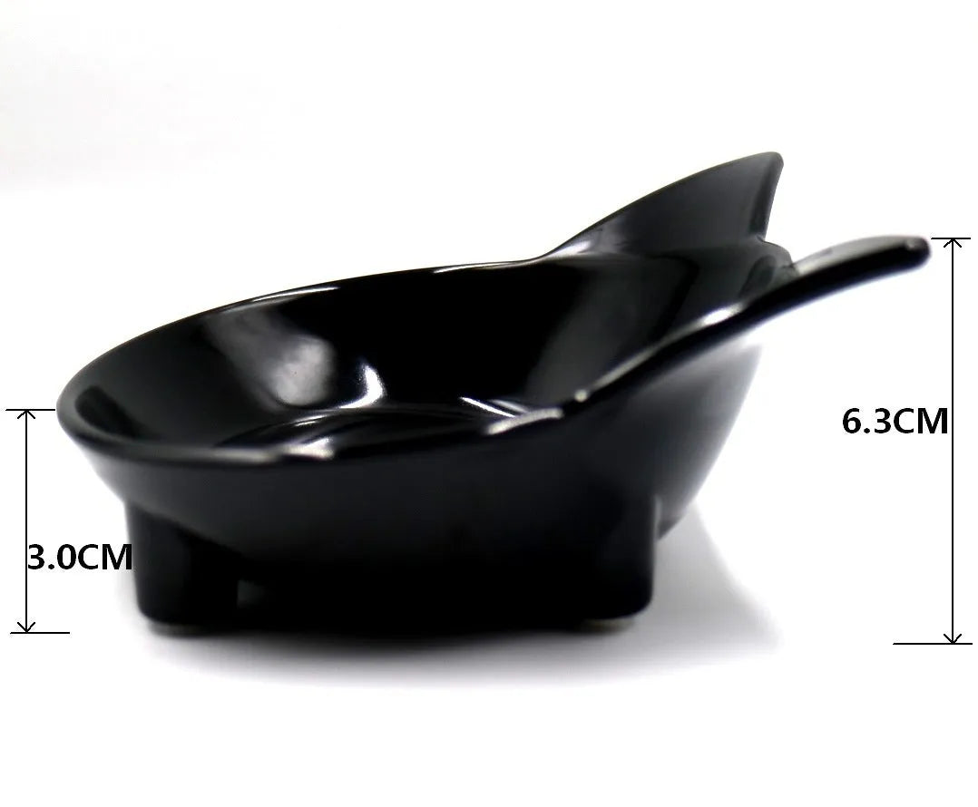 Melamine anti-slip cat bowl in black with non-slip base for stable feeding