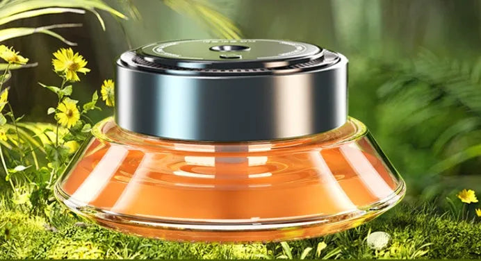 Smart spray car air freshener diffuser unit in black or green with refill bottles