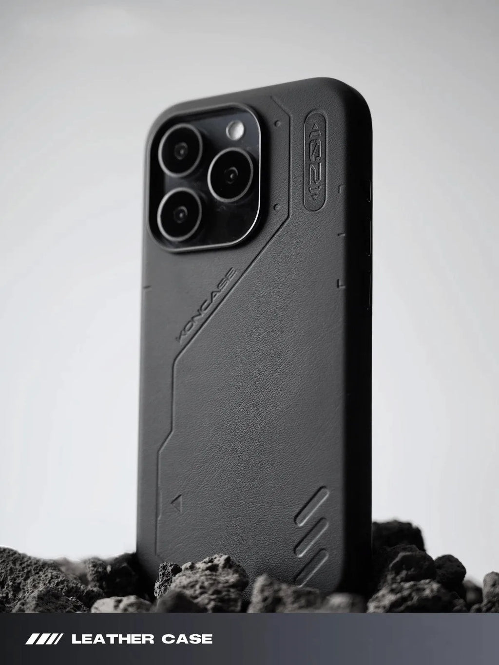 Magnetic leather-look TPU phone case for iPhone 14 Pro, 14 Pro Max, 15 Pro and 15 Pro Max in Deep Space Black or Cloud Gray