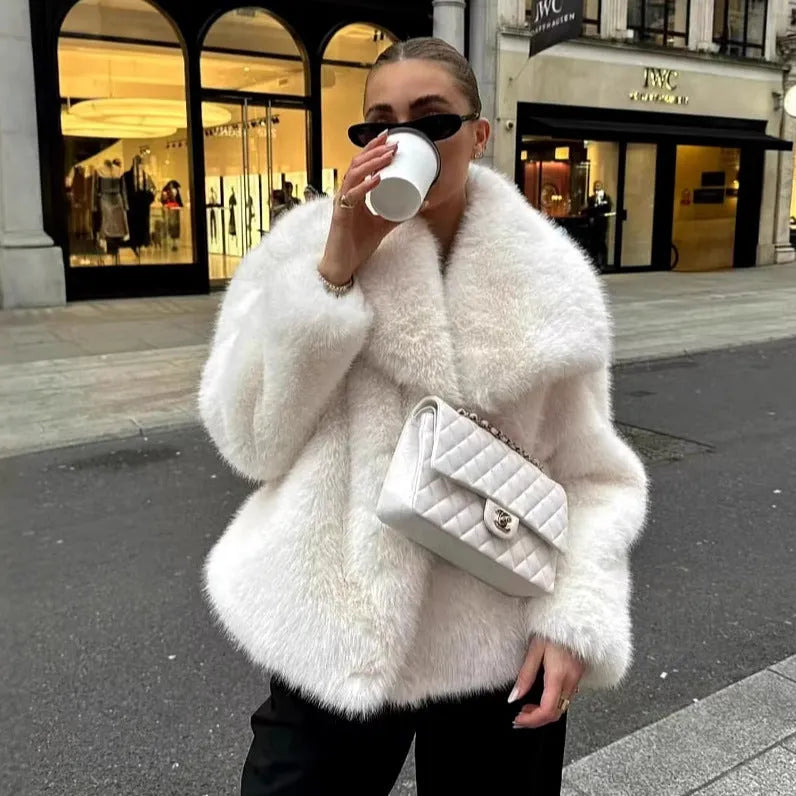 Women's artificial fur coat with large lapel, fluffy texture, side pockets, in high quality black or white
