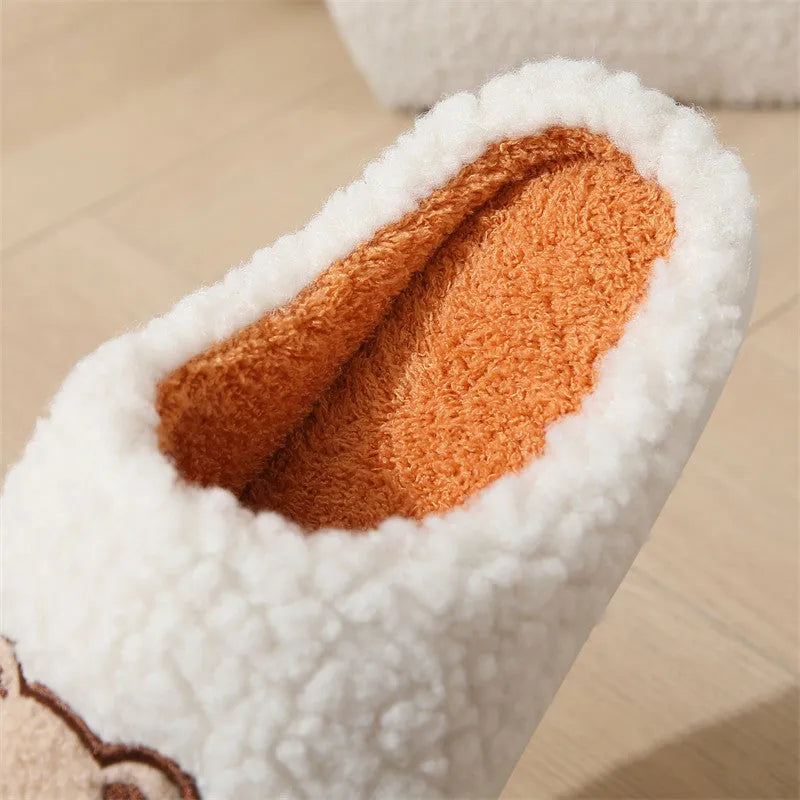 Cartoon bear plush slippers with TPR non-slip sole in white or coffee, unisex sleeve style, sizes 36-45