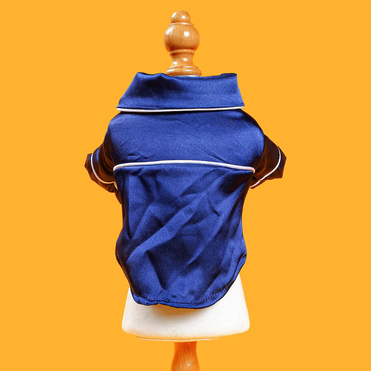 Cotton pet pajamas in princess style for dogs and cats, available in pink and navy blue, sizes XS to XXL