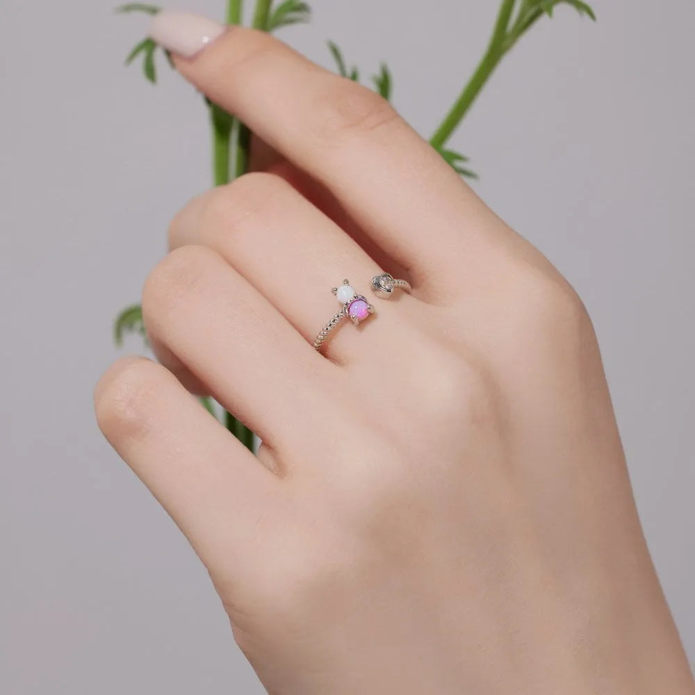 S925 sterling silver bear ring for women with Australian gemstone zircon, adjustable opening, heart shape, love style, on white background