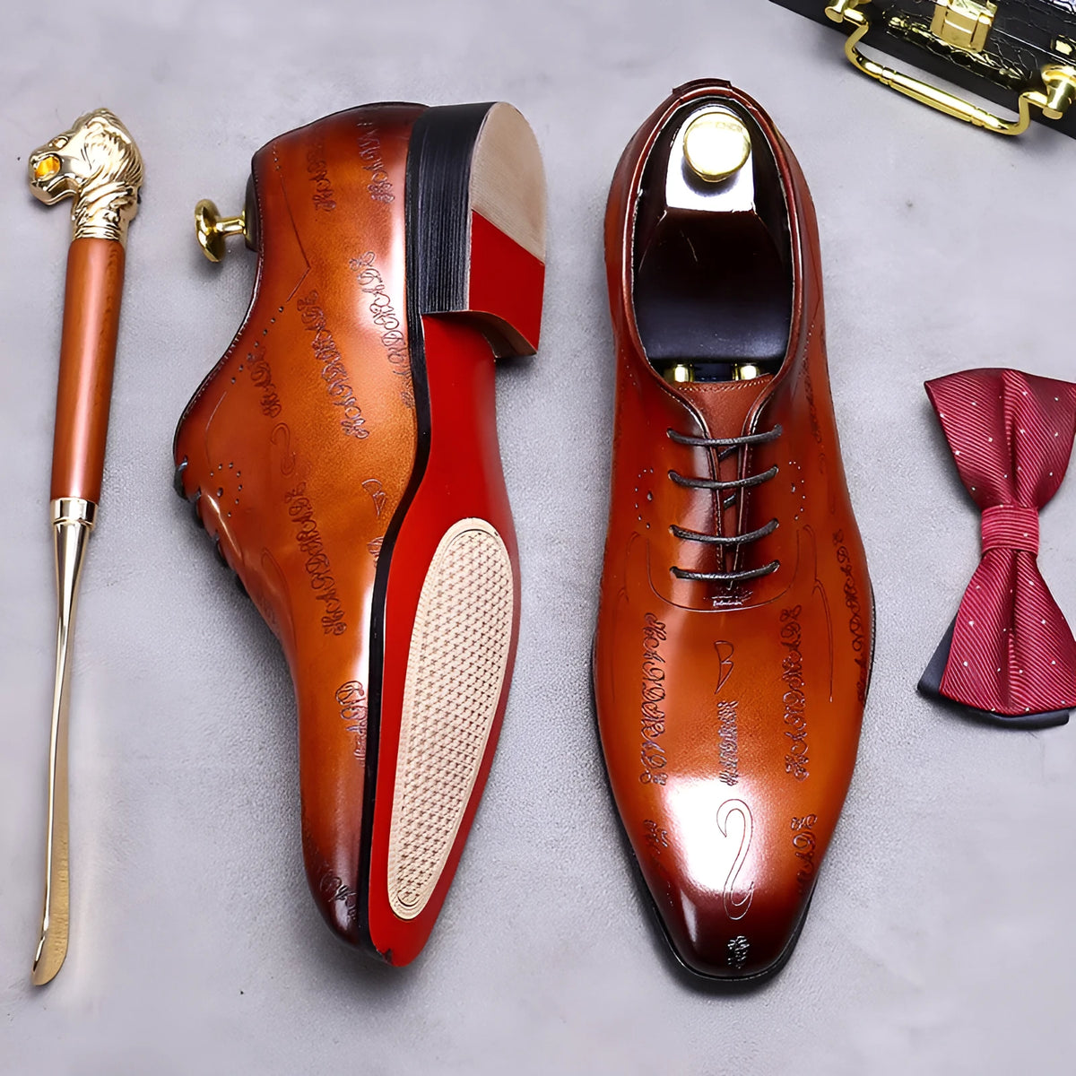 Men's formal leather shoes in brown with pointy toe, cowhide upper, and rubber sole, displayed on a neutral background.