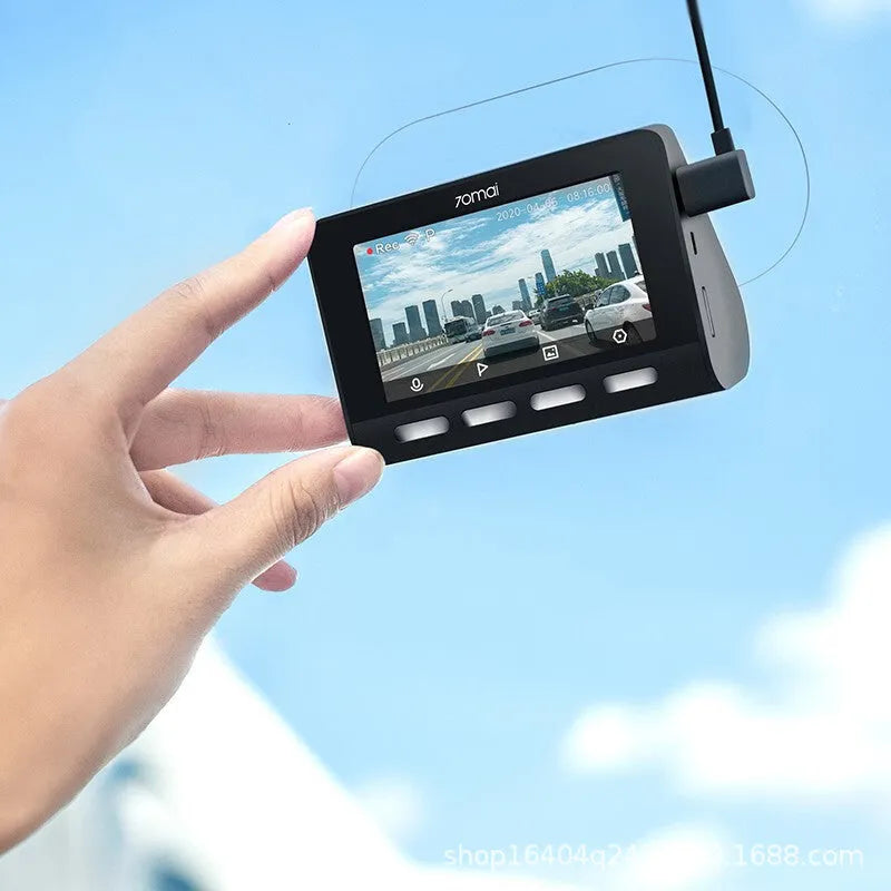 Black 4K intelligent tachograph with 140-degree wide angle mounted on front windshield