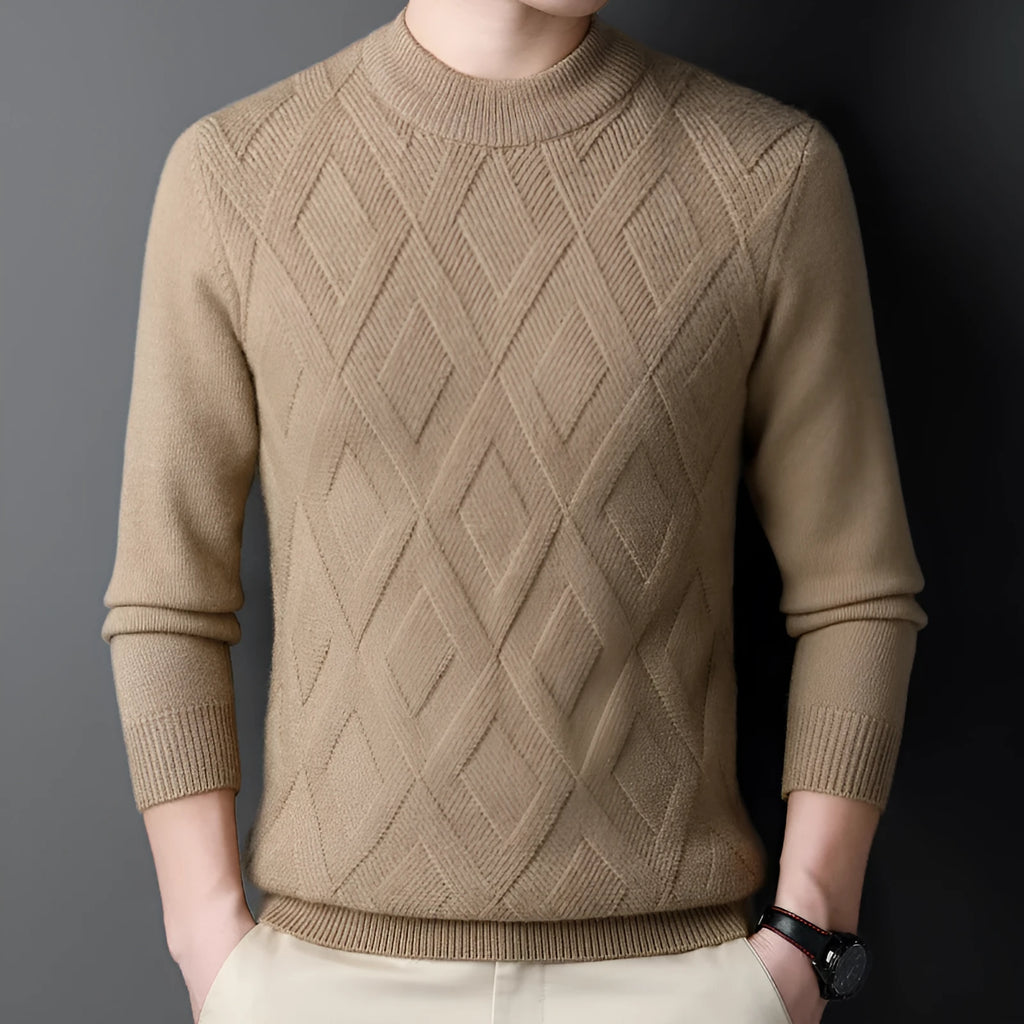 Men's thick winter sweater with diamond jacquard pattern in light camel colour
