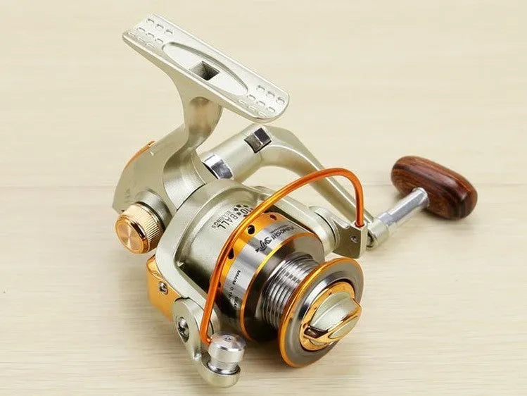 Palm in the Treasure mini fishing reel with 10 ball bearings, 160g, 5.2:1 gear ratio