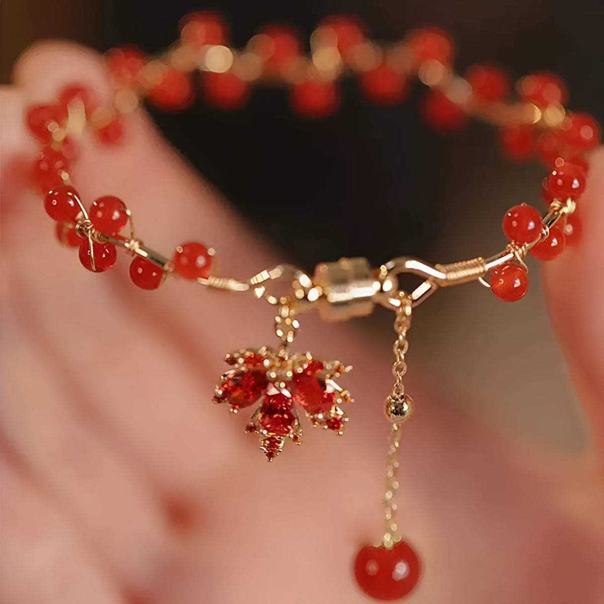 Red ginkgo leaf magnetic alloy bracelet with electroplated finish and leaf links